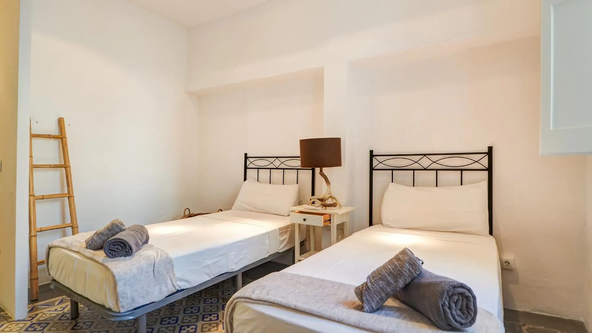 La Casita Del Mar By Hello Homes Sitges Spagna